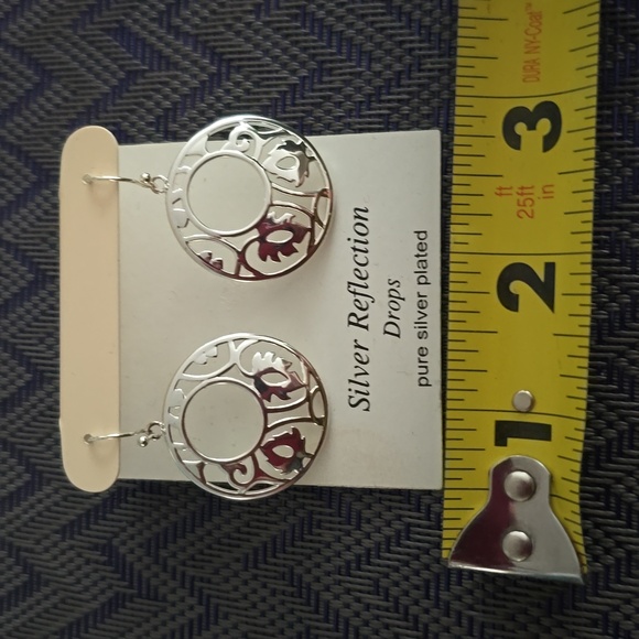 SILVER REFLECTION BRAND WOMEN'S FASHION JEWELRY PIERCED DANGLE EARRINGS - Picture 5 of 6